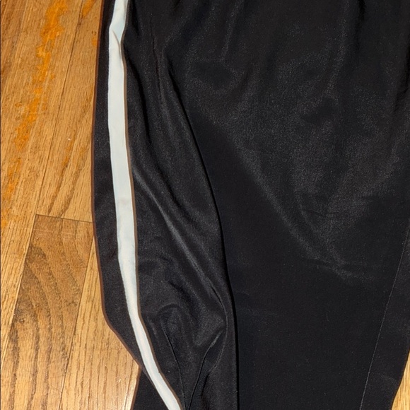 Banana Republic Black and White Sporty Trousers - Picture 5 of 14